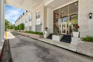 2601 Bellefontaine St, Houston, TX 77025 - Photo 5