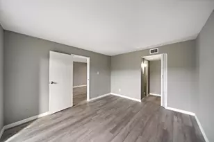 10110 Forum W Dr, Houston, TX 77036 - Photo 9