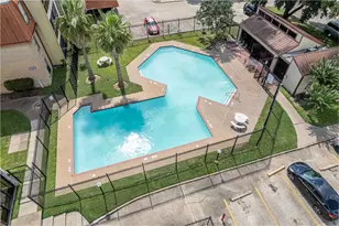 10110 Forum W Dr, Houston, TX 77036 - Photo 11