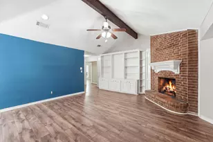 602 Briarclift Ln, Baytown, TX 77521 - Photo 7