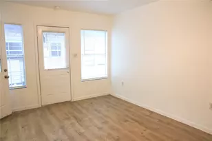 10 Jenkins St, Houston, TX 77003 - Photo 3