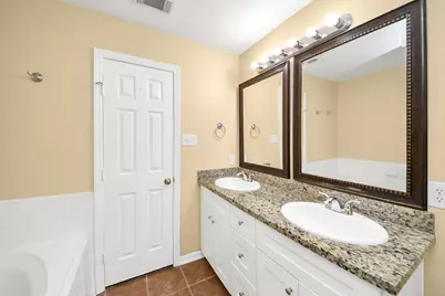 2222 Summit Meadow Drive, Houston, TX 77489 - Photo 29