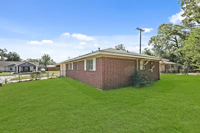 1802 Mosher Lane, Houston, TX 77088 - Photo 3