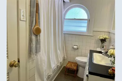 429 Hawthorne Street #2, Houston, TX 77006 - Photo 13