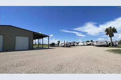 1021 N Tinkle Lane, Crystal Beach, TX 77650 - Photo 1