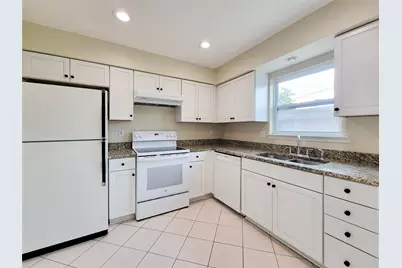 7600 Burgoyne Road #114, Houston, TX 77063 - Photo 3