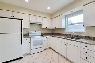 7600 Burgoyne Rd, Houston, TX 77063 - Photo 3