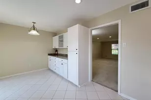 7600 Burgoyne Rd, Houston, TX 77063 - Photo 7