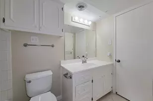 7600 Burgoyne Rd, Houston, TX 77063 - Photo 23
