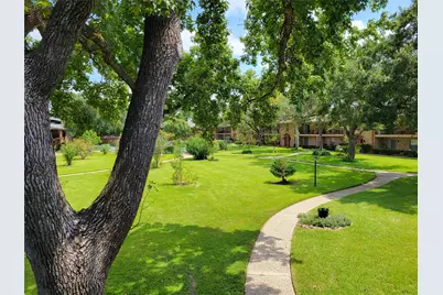 7600 Burgoyne Road #114, Houston, TX 77063 - Photo 35