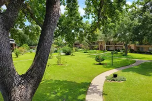 7600 Burgoyne Rd, Houston, TX 77063 - Photo 35