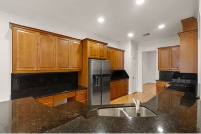 5351 McCulloch Circle, Houston, TX 77056 - Photo 17