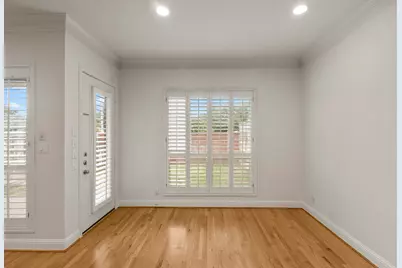 5351 McCulloch Circle, Houston, TX 77056 - Photo 19