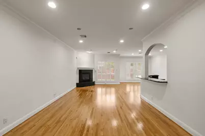 5351 McCulloch Circle, Houston, TX 77056 - Photo 11