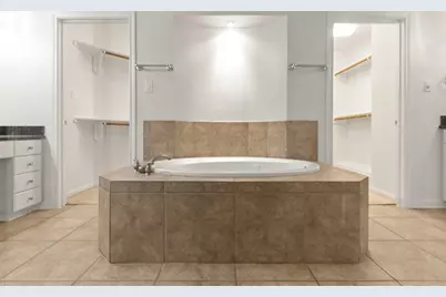 5351 McCulloch Circle, Houston, TX 77056 - Photo 27