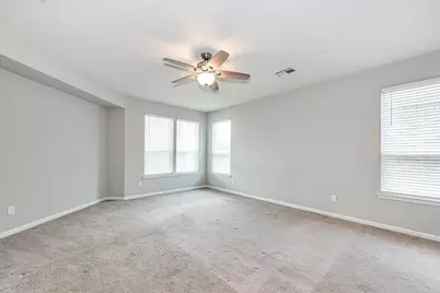 1111 Swinford Court, Conroe, TX 77304 - Photo 11