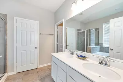 1111 Swinford Court, Conroe, TX 77304 - Photo 13