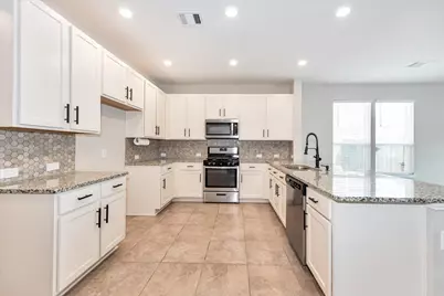 1111 Swinford Court, Conroe, TX 77304 - Photo 9