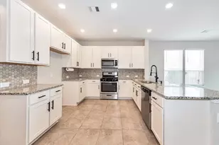 1111 Swinford Ct, Conroe, TX 77304 - Photo 9