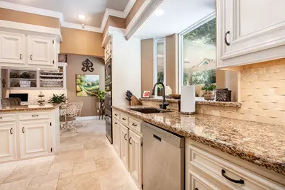 5507 Sycamore Creek Drive, Kingwood, TX 77345 - Photo 15