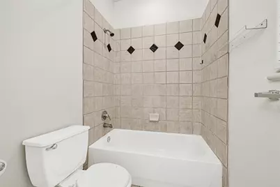 2414 Calumet Street #B, Houston, TX 77004 - Photo 7