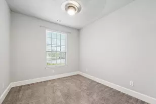1010 Bat Hawk Ct, Conroe, TX 77385 - Photo 3