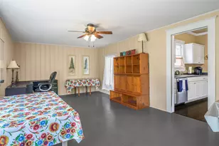 526 S Jefferson St, La Grange, TX 78945 - Photo 11