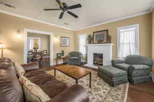 526 S Jefferson St, La Grange, TX 78945 - Photo 7