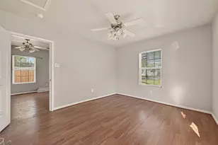 9313 Sandra St, Houston, TX 77016 - Photo 17