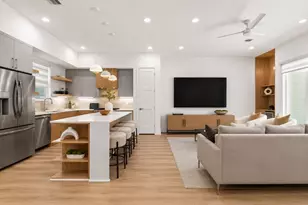 607 Skyland Terrace Way, Houston, TX 77009 - Photo 11