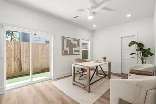 607 Skyland Terrace Way, Houston, TX 77009 - Photo 5