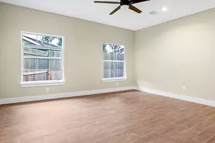 7727 Chasewood Dr, Missouri City, TX 77489 - Photo 11