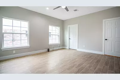 7727 Chasewood Drive, Missouri City, TX 77489 - Photo 9