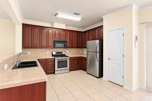 7911 Barnes Ridge Ln, Houston, TX 77072 - Photo 5