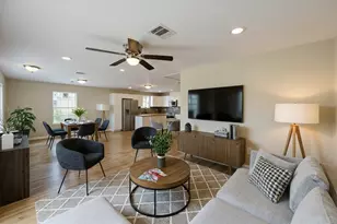 1007 Gazin St, Houston, TX 77020 - Photo 5