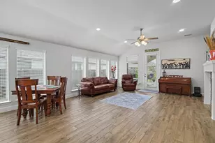 5815 Pink Coral Ln, Manvel, TX 77578 - Photo 5