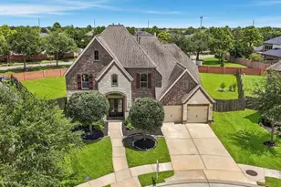 12611 Windy Bridge Ln, Pearland, TX 77584 - Photo 3