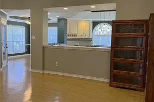 403 Heather Ln, College Station, TX 77845 - Photo 5