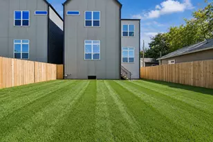 1421 E 36th St, Houston, TX 77022 - Photo 21