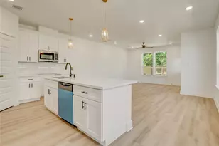 5317 A & B Nielan St, Houston, TX 77028 - Photo 7
