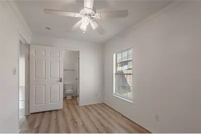 112 Varsity Drive, Huntsville, TX 77340 - Photo 15
