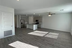 9669 Caney Trails Rd, Conroe, TX 77303 - Photo 9