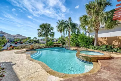 2417 Blue Canoe Court, Seabrook, TX 77586 - Photo 11