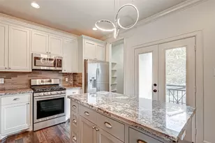 1910 Oakdale St, Houston, TX 77004 - Photo 11