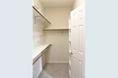 71 N Brooksedge Circle, The Woodlands, TX 77382 - Photo 9