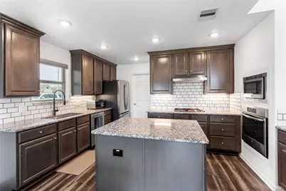 1917 Amado Lane, League City, TX 77573 - Photo 11