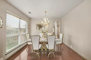 8804 Sunforest Ln, Pearland, TX 77584 - Photo 5