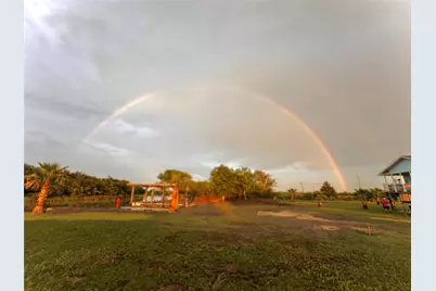 540 Bayou Avenue, Anahuac, TX 77514 - Photo 3