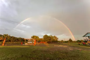 540 Bayou Ave, Anahuac, TX 77514 - Photo 3