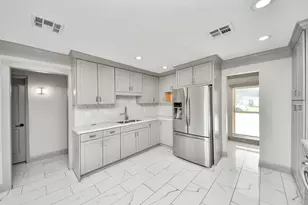 4503 Hollybrook Ln, Houston, TX 77039 - Photo 17